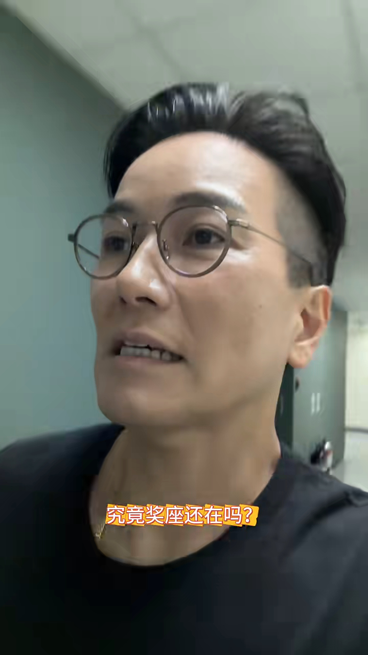 區永權十分緊張。 區永權十分緊張。
