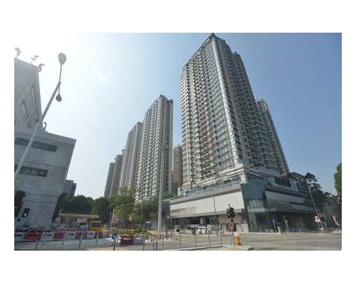 逸峰中層3房戶以895萬易手