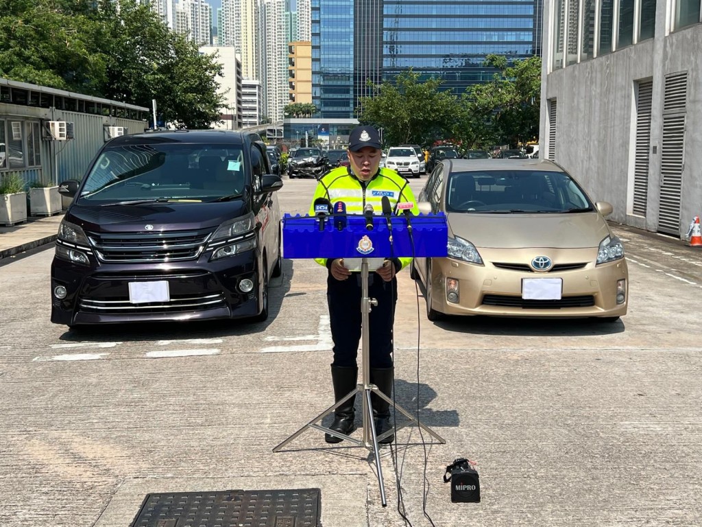 西九龍總區交通部執行及管制組高級督察鄭皓銘講述案件。 西九龍總區交通部執行及管制組高級督察鄭皓銘講述案件。