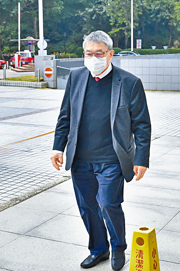 連日到庭的長房三子霍震宇。