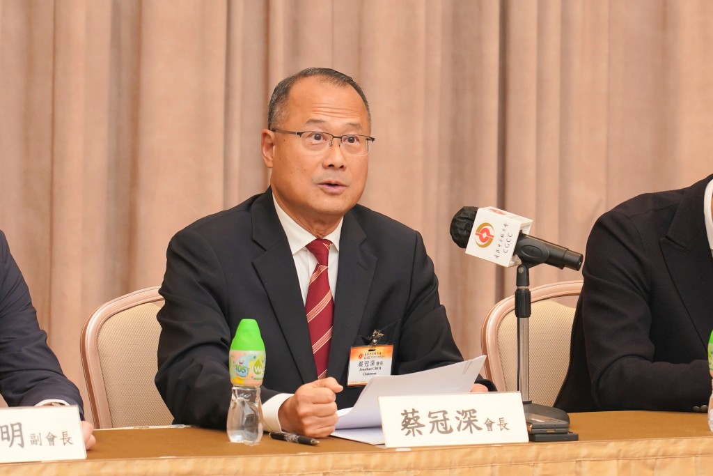 中總會長蔡冠深。葉偉豪攝