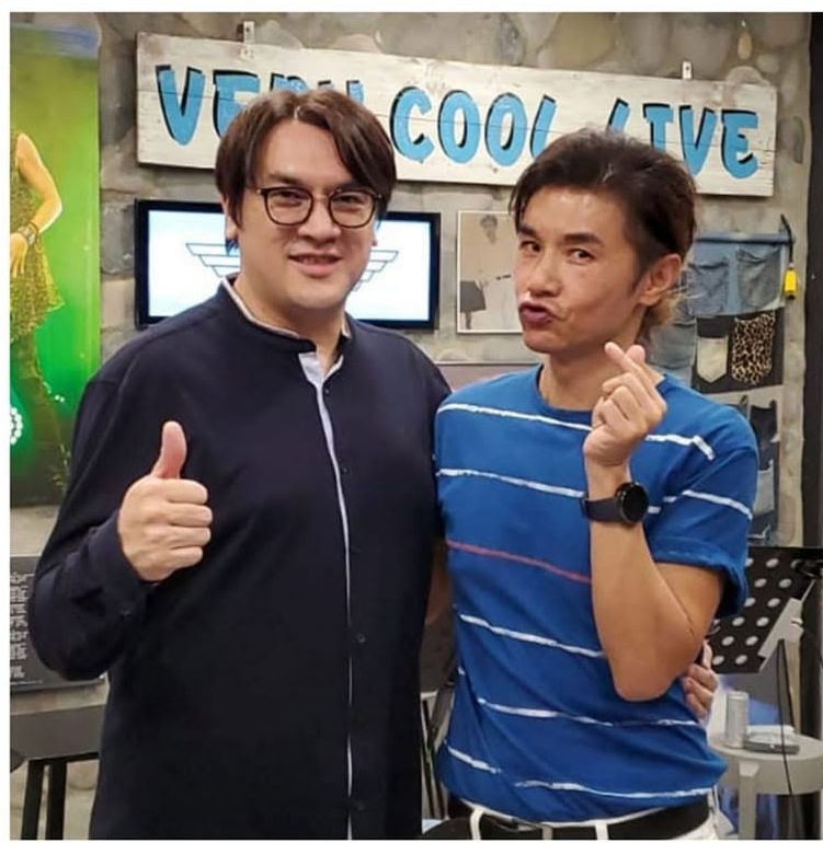 洪楗華跟黃翊非常老友。 洪楗華跟黃翊非常老友。