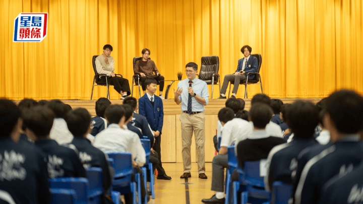 九龍華仁校友、香港華仁前家長、醫院管理局前行政總裁高拔陞亦有現身，與年輕校友對談，分享校園生活的點滴。學校提供