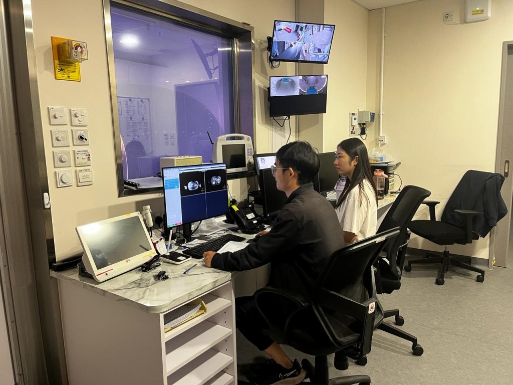 另一參展的初創公司明鑒醫療科技有限公司(Illuminatio Medical Technology),則研發AI醫學影像技術。受訪者提供 另一參展的初創公司明鑒醫療科技有限公司(Illuminatio Medical Technology),則研發AI醫學影像技術。受訪者提供