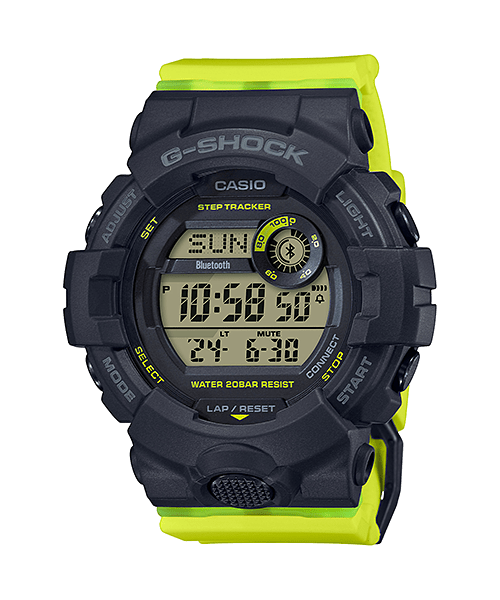 G-SHOCK中性的G-SQUAD GMD-B800SC-1B,手表的表殼尺寸縮小更貼合手腕,以黑色表殼與鮮豔的霓虹黃色表帶配搭,充滿運動風格。而手表亦備有自動追蹤步數、跑步及步行步伐等功能。