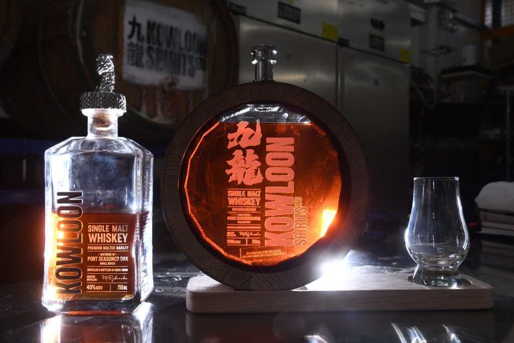 最終達成妥協，產品可以使用「威士忌」名稱，但需添加說明使用了加速熟成技術的標籤。