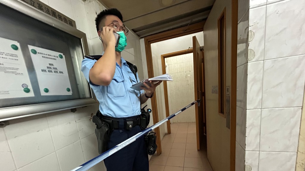 旺角通菜街唐樓女子倒斃單位 死因待查。曾志恆攝