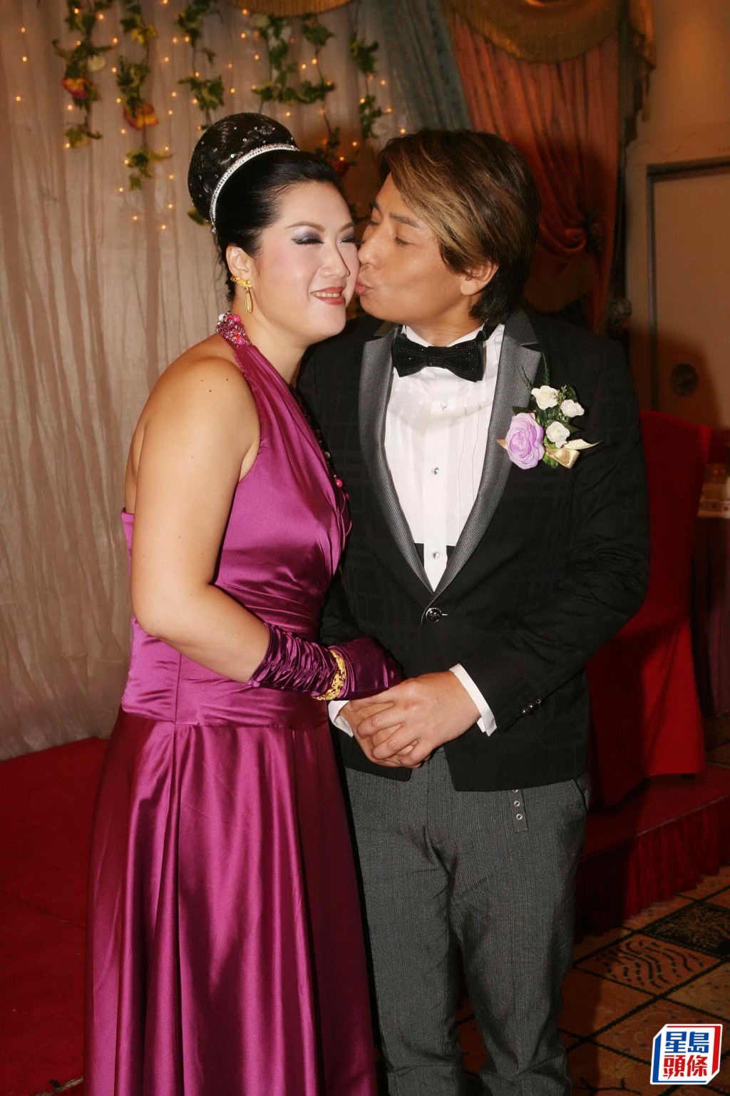 黄泽锋与太太陈丽丽于2010年结婚。