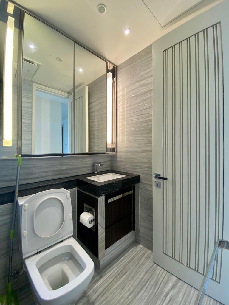 浴室提供基本潔具，保養簇新。 