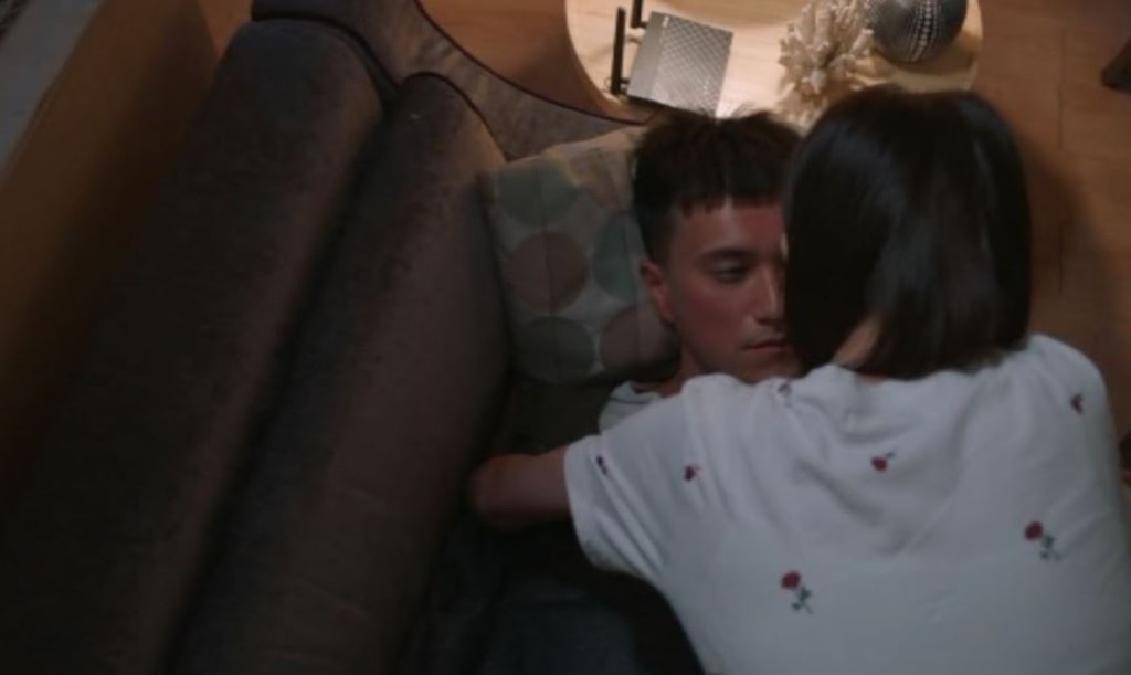 朱仔和蔣家旻現實中的確是舊情人，但合作冇尷尬。