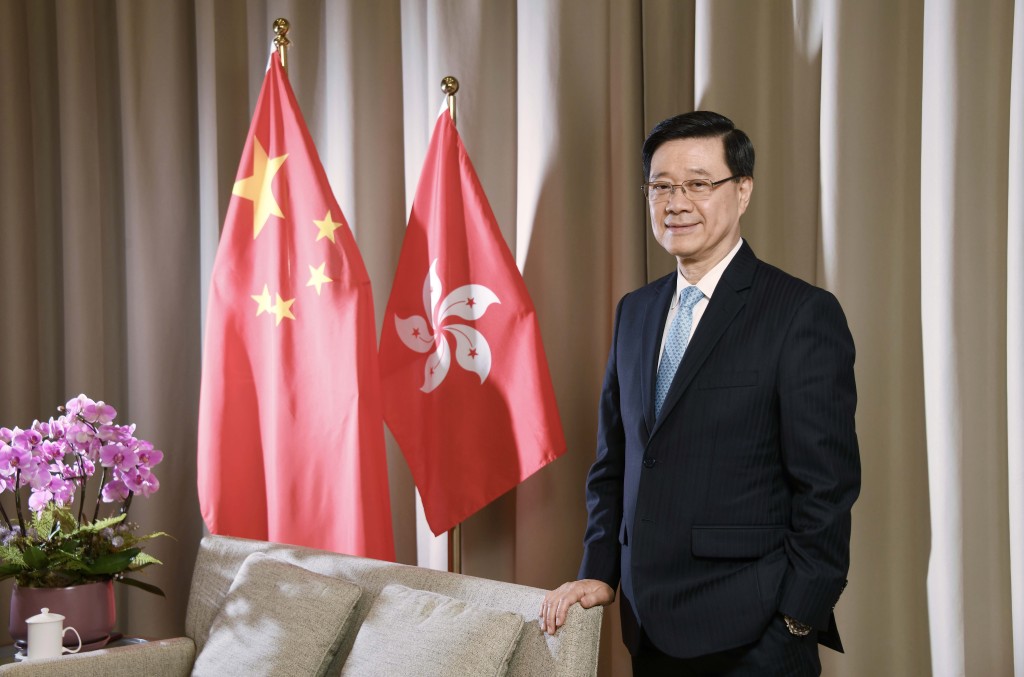 李家超接受《星島》專訪。 李家超接受《星島》專訪。