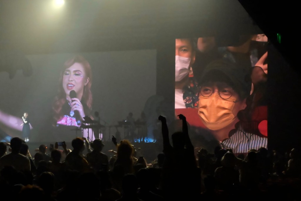 家謙本身只是演唱會觀眾。