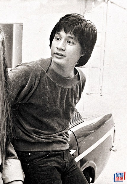 于李小龙离世10年后，武打影星傅声在1983年7月7日车祸身亡，终年仅28岁。