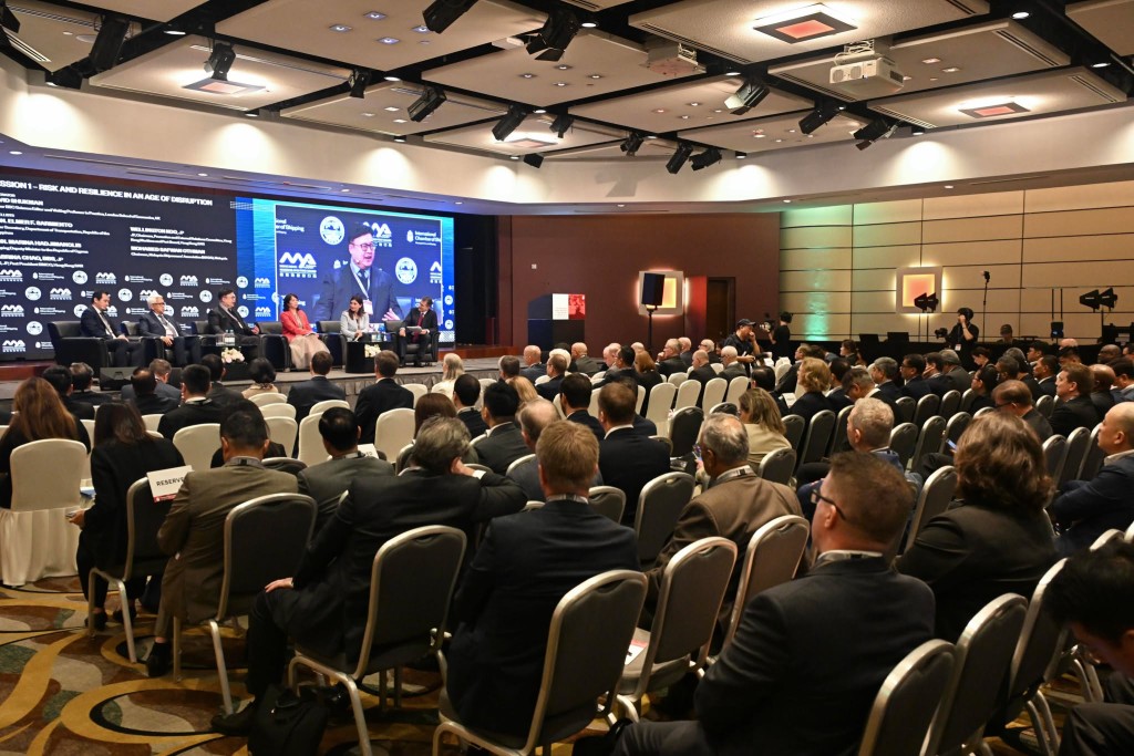 陳美寶指出,即將舉行的「香港海運周」將會是香港作為國際航運中心的最佳展示廳。陳美寶網誌圖片 陳美寶指出,即將舉行的「香港海運周」將會是香港作為國際航運中心的最佳展示廳。陳美寶網誌圖片