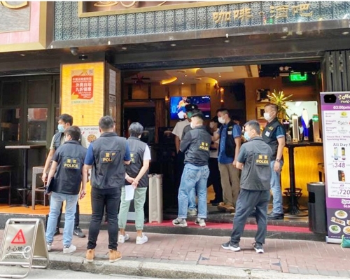 警方在尖沙嘴採取行動。