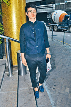 周永恒昨日凌晨于尖沙嘴涉嫌酒后争执打架被警员拘捕。