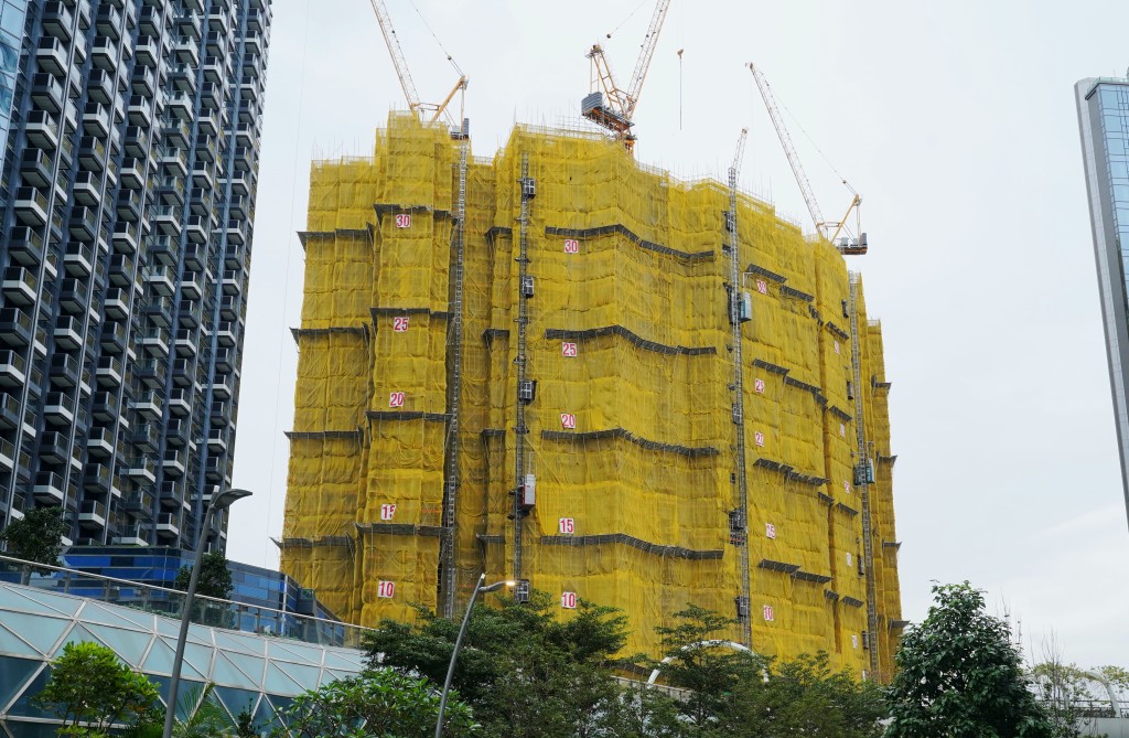 花语海首两期已获批预售可随时推,共涉723伙。 花语海首两期已获批预售可随时推,共涉723伙。