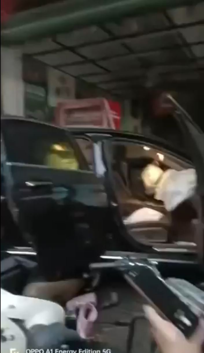 海南有Benz乱冲3公里有传导致3人死亡。X