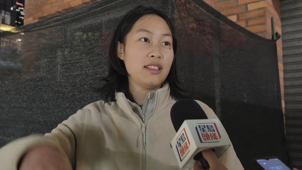 居於洗衣街的租客Neon表示可惜，嘆稱「以後很難再悠閒地逛花墟了」。