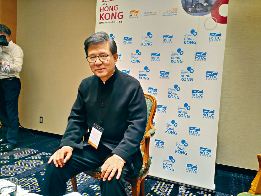 ■罗康瑞表示，贸发局考虑在海外市场设立工业园区，让内地港商将厂房迁往海外。