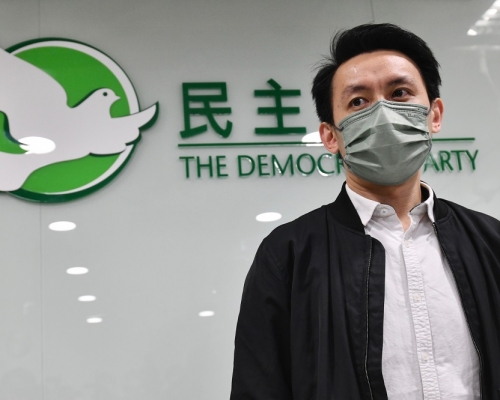 民主黨主席羅健熙指,難估計該黨區議員能否通過宣誓。資料圖片
