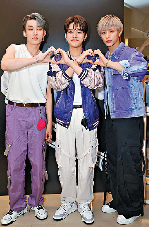 ■左起：WAIN、LEX及SING首度在港出席活動。
