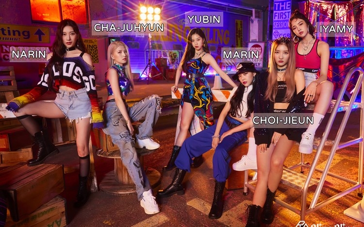 BLING BLING是Major9娛樂旗下的首支女團，由6位成員組成。