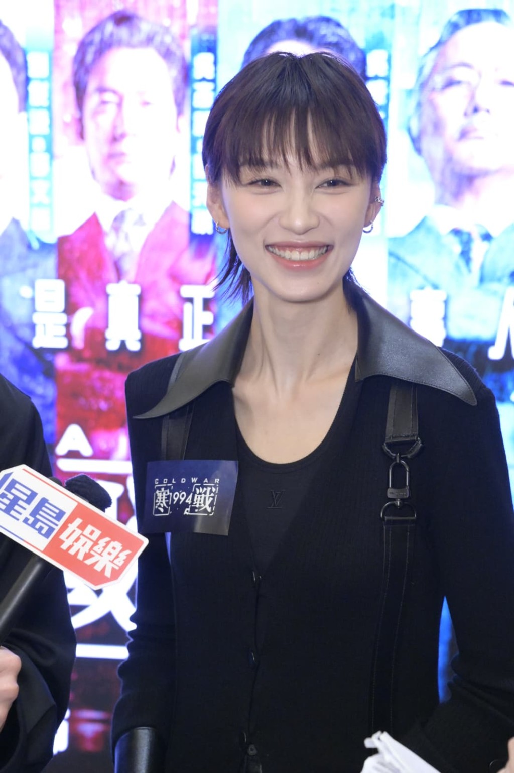 王丹妮获刘俊谦赞枪法最准。 王丹妮获刘俊谦赞枪法最准。