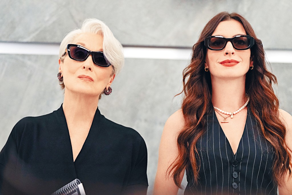 Anne回到《Runway》,同Meryl合力令丑闻降温。 Anne回到《Runway》,同Meryl合力令丑闻降温。