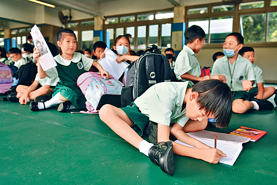 有小學校長建議,當局應趁今次機會全面檢視呈分試內容。