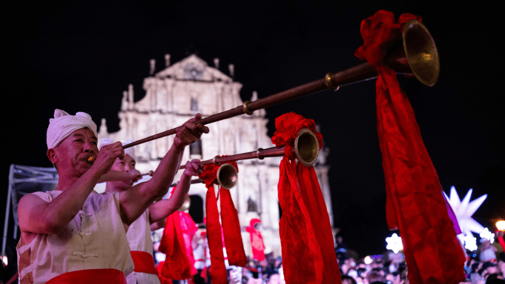 「双旦」效应 大行料澳门赌收升逾两成 圣诞酒店房价未见大升