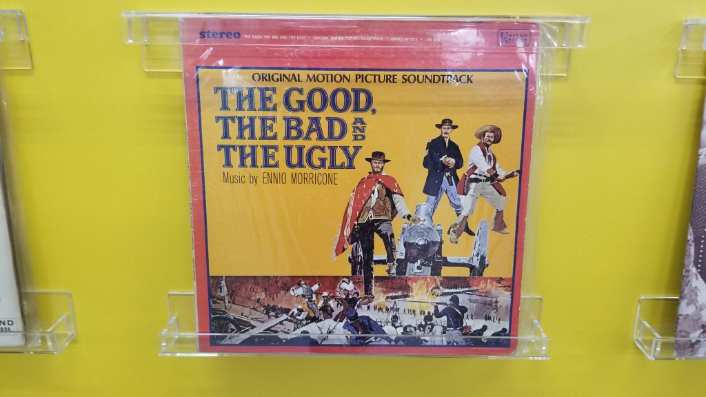 怀旧好去处｜必睇50件展览珍藏 38. 1966年《The Good, the Bad and the Ugly》意大利式西部牛仔电影经典《独行侠决斗地狱门》电影原声唱片，《独行侠三部曲》中的最后一部，奇连伊士活再次饰演一名沉默寡言的独行侠。