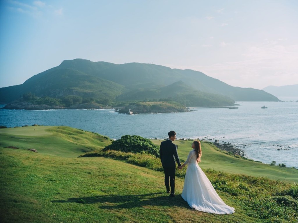 伍富橋在結婚一周年推出MV。