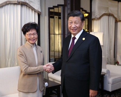 新華社