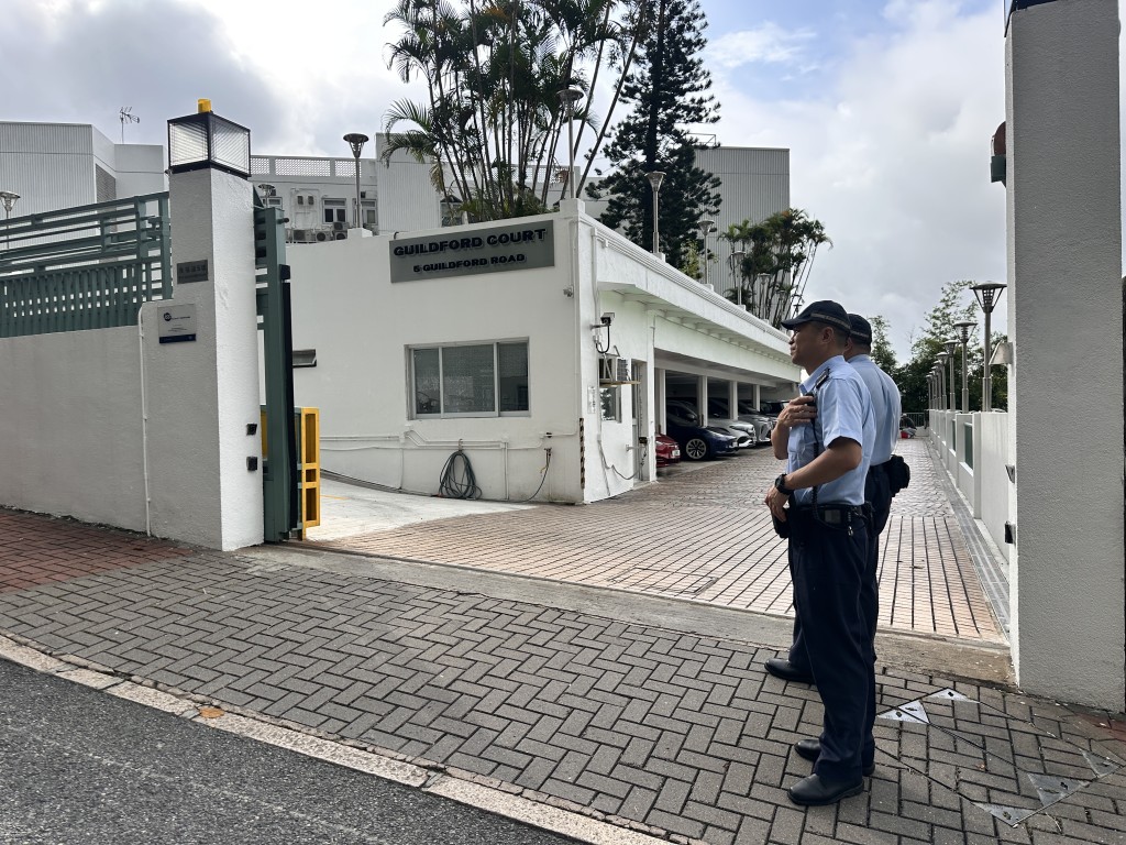 警员到场调查。梁国峰摄