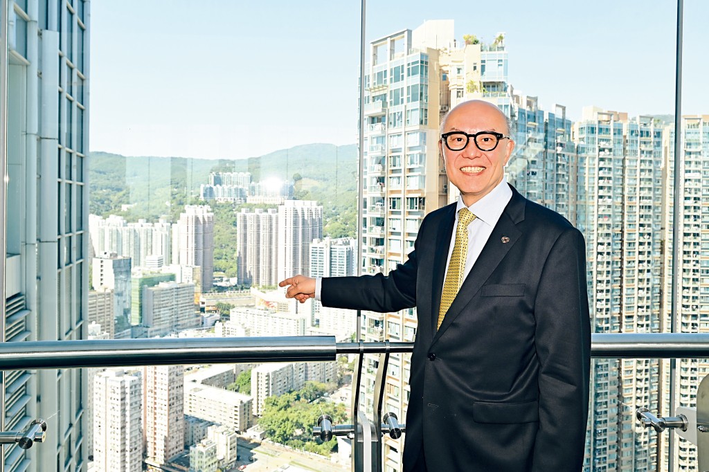 華懋蔡宏興表示,政府撤辣有助經濟加快復甦。