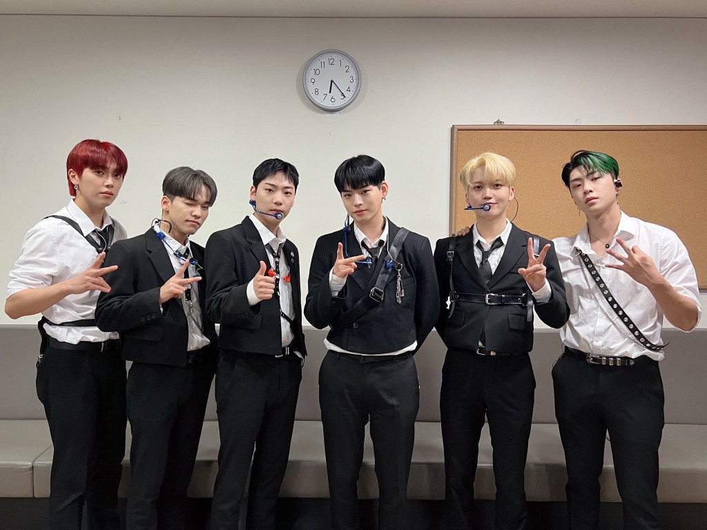 左起成員MK、U（日籍）、E-TION、Hyojin、J-US、Wyatt。