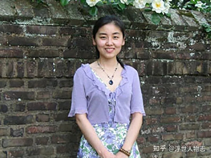 顔宁被网友称为「美女教授」。