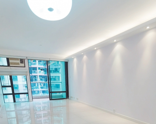 这个骏景园1座低层A室，实用面积1041方呎。
