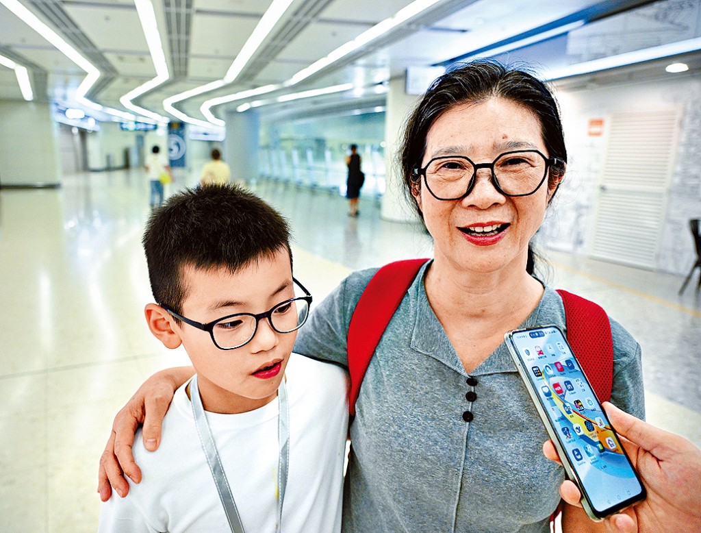 旅客胡小姐指紀念品外觀設計可愛吸引,孩子喜歡。 旅客胡小姐指紀念品外觀設計可愛吸引,孩子喜歡。