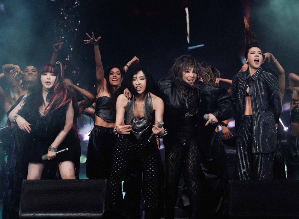 2NE1限定重組整喊唔少歌迷。