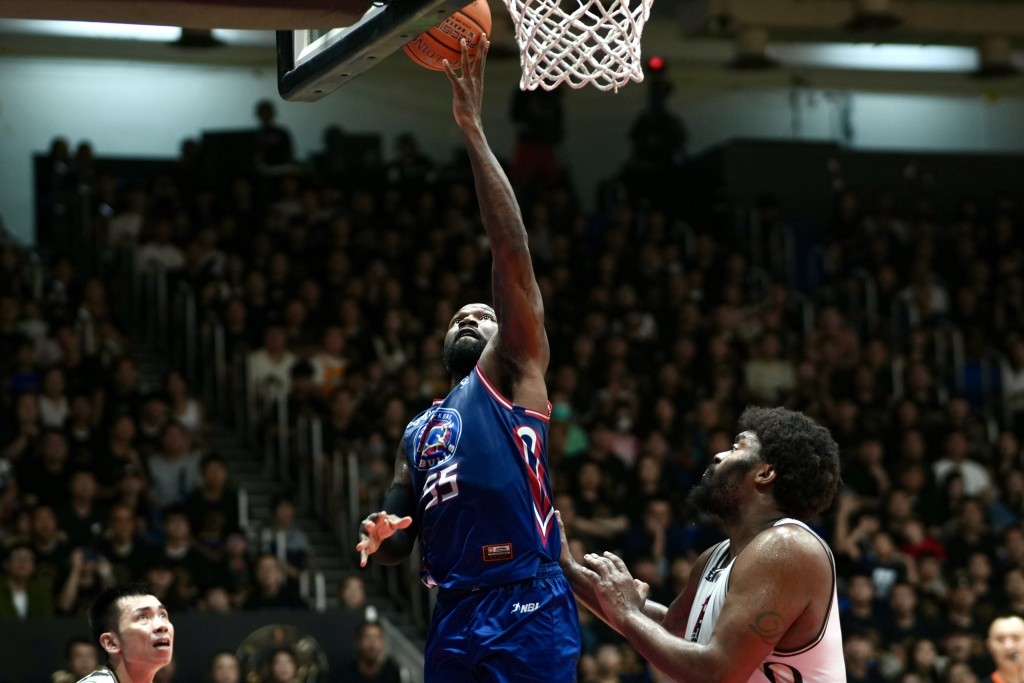 NBL季後賽總決賽Game4，香港金牛主場迎戰安徽文⼀。 劉駿軒攝