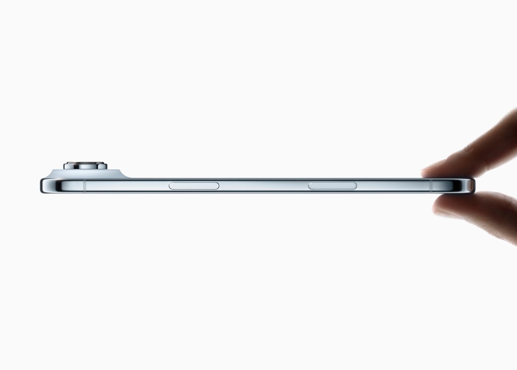 iPhone Air厚度薄至5.6mm,成史上最薄iPhone。Apple官方圖片 iPhone Air厚度薄至5.6mm,成史上最薄iPhone。Apple官方圖片