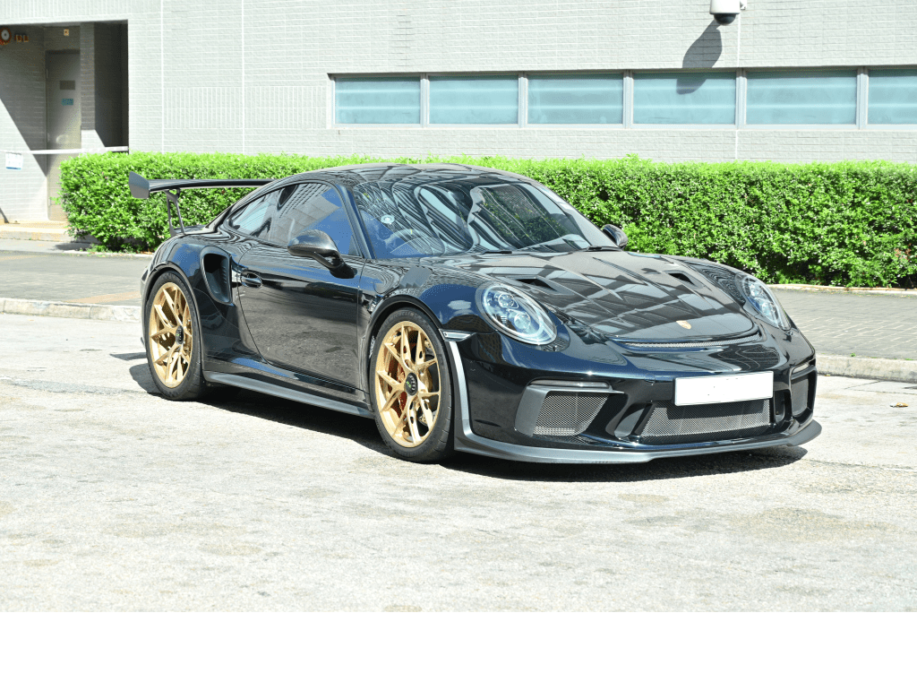 Porsche為911 GT3 RS所製作的Weissach Package是賽道版，車主是Phil，他於2019年以大約280萬元的二手價錢購入，一般新車約售四百多萬元。