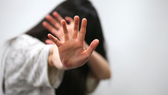 被告疑藉教導17歲表妹使用女性避孕套,涉嫌非禮對方。 網圖(示意圖)