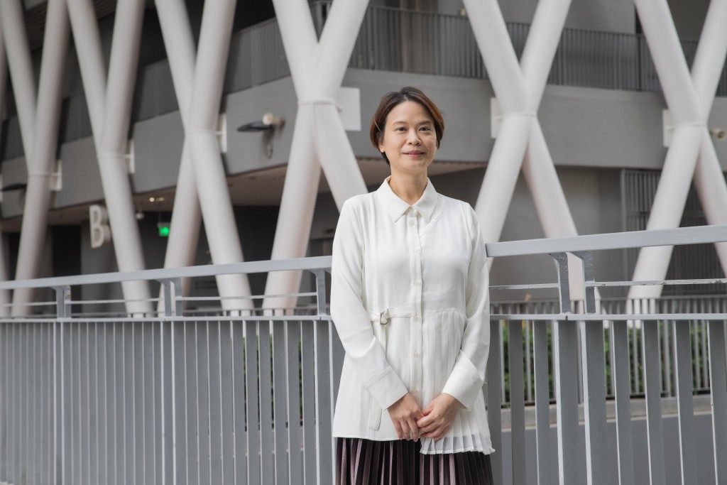 Anna提倡學生必須了解並掌握每個崗位的工作性質和兼備軟技能，做到「周身刀，張張利」，應對未來的挑戰。