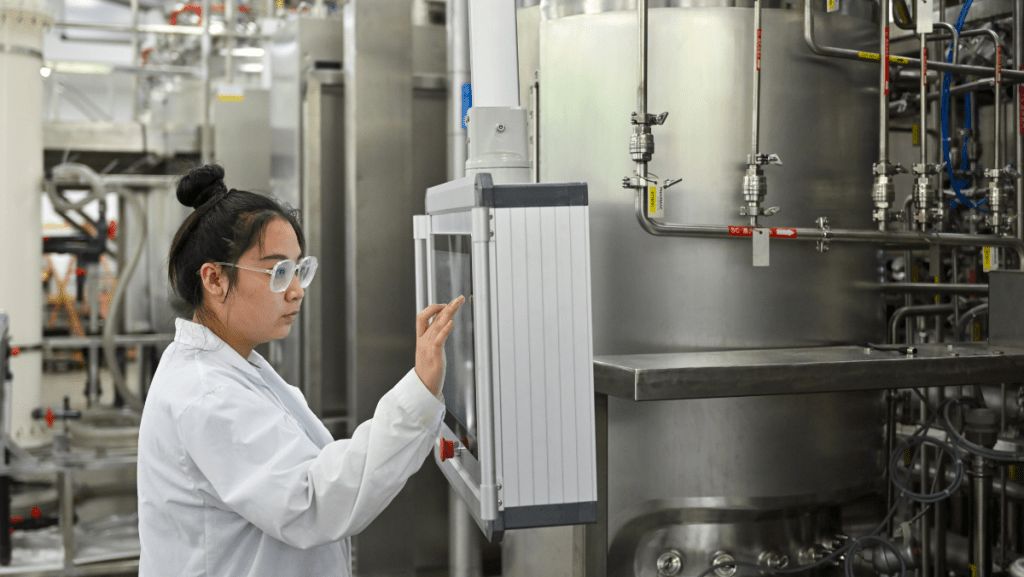 中国官方制造业PMI报50.1 4月以来首次升至扩张区间