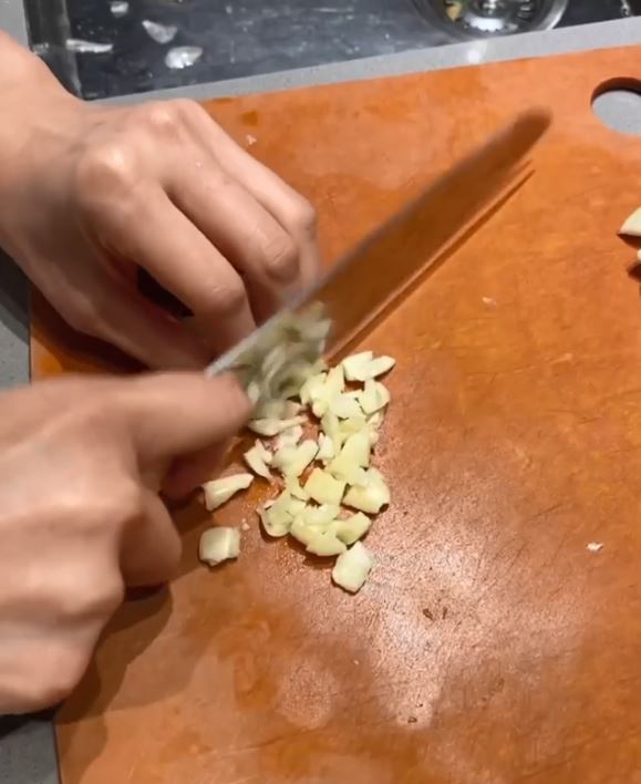 下廚片好全面,由切嘢開始。