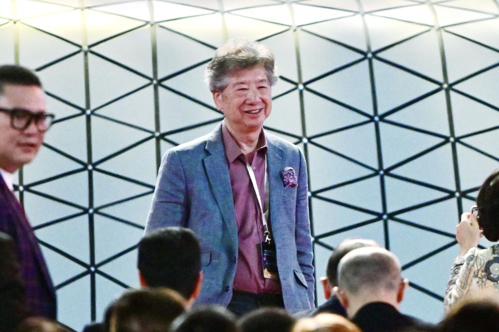 湯家驊在帖文中提到莊雅婷退選港姐,他認為娛樂與議政是否可以並全不單是時間分配問題,也是形象問題。資料圖片 湯家驊在帖文中提到莊雅婷退選港姐,他認為娛樂與議政是否可以並全不單是時間分配問題,也是形象問題。資料圖片