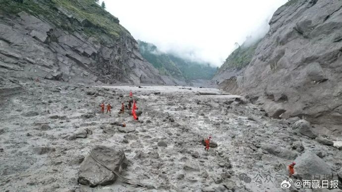 吉隆口岸大樓只剩鋼筋骨架。 西藏日報